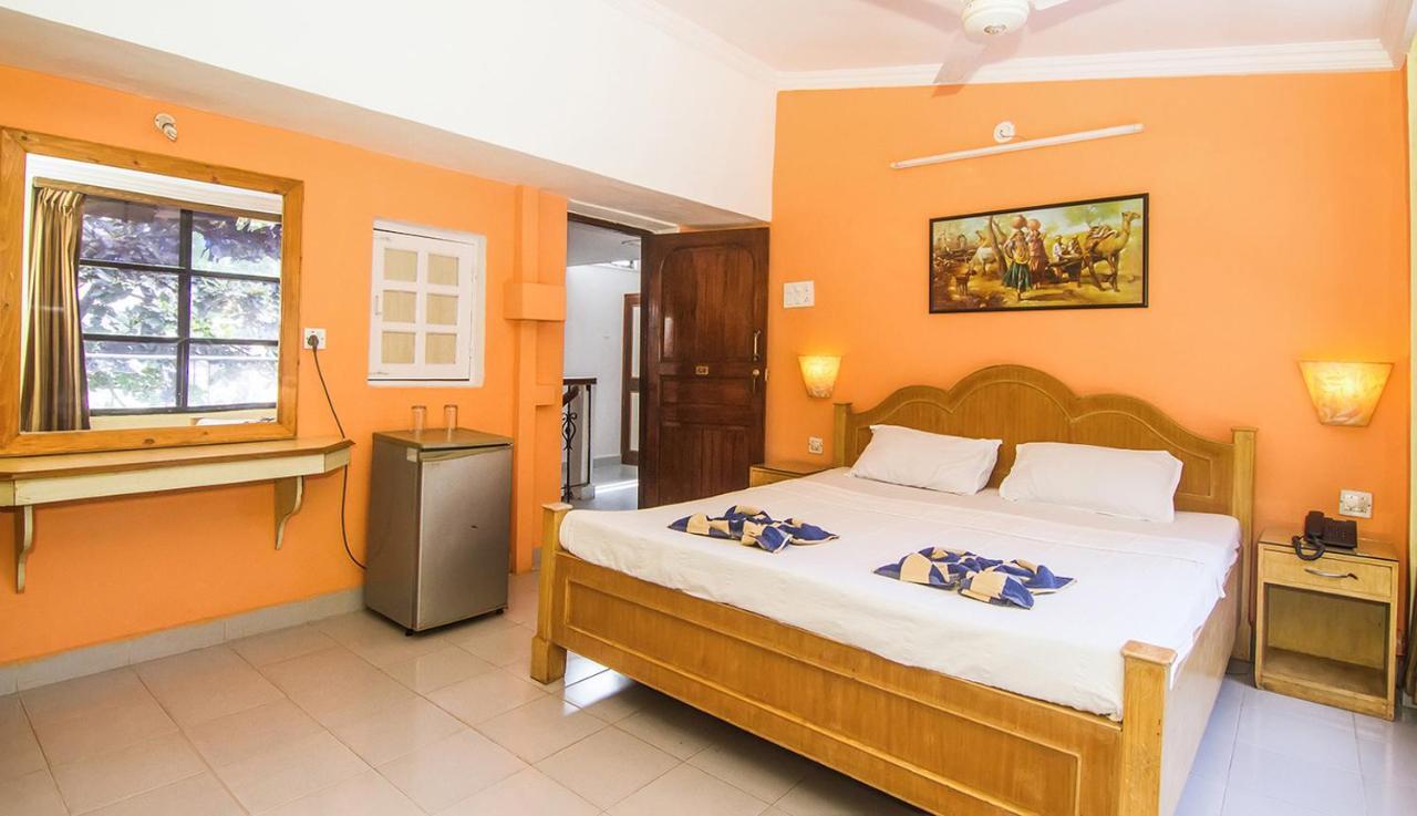 Lui Beach Resort Candolim Kültér fotó
