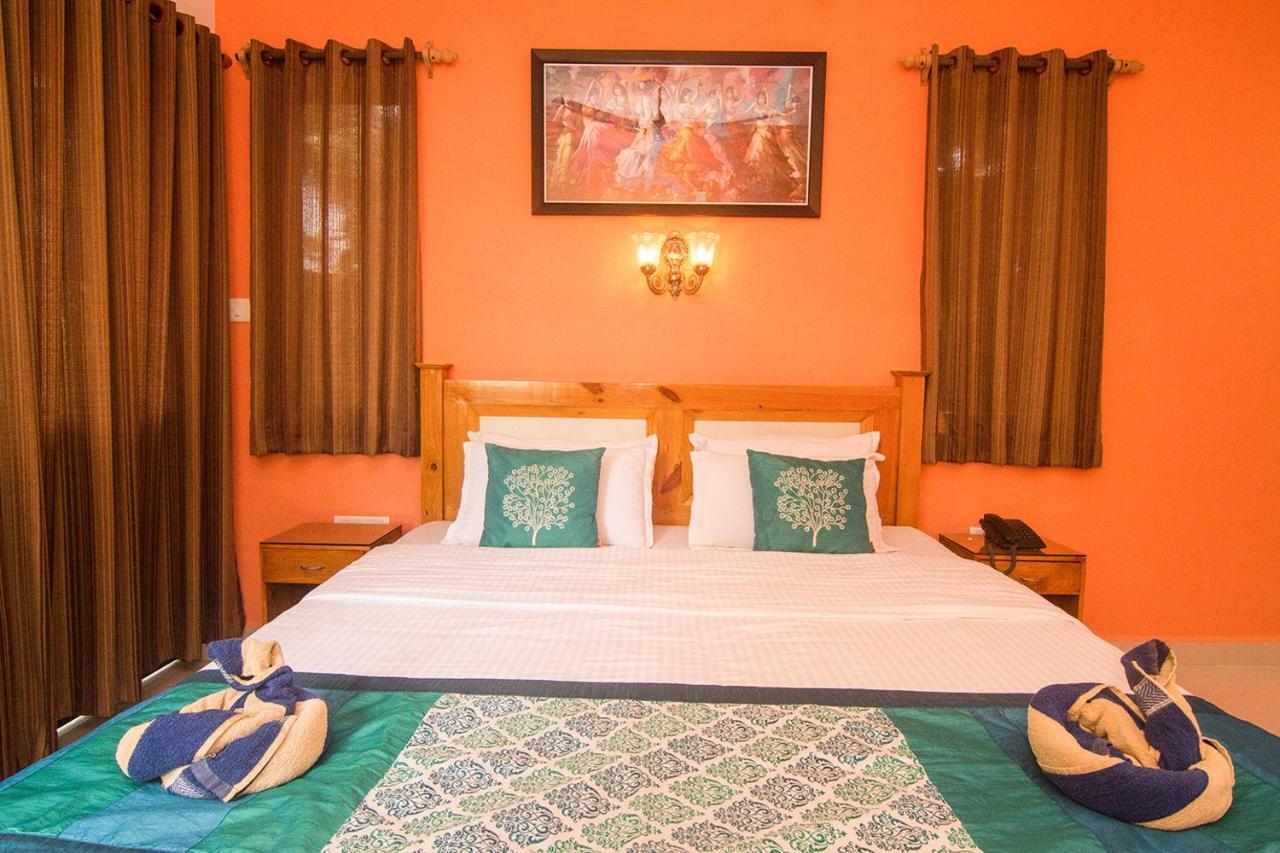 Lui Beach Resort Candolim Kültér fotó