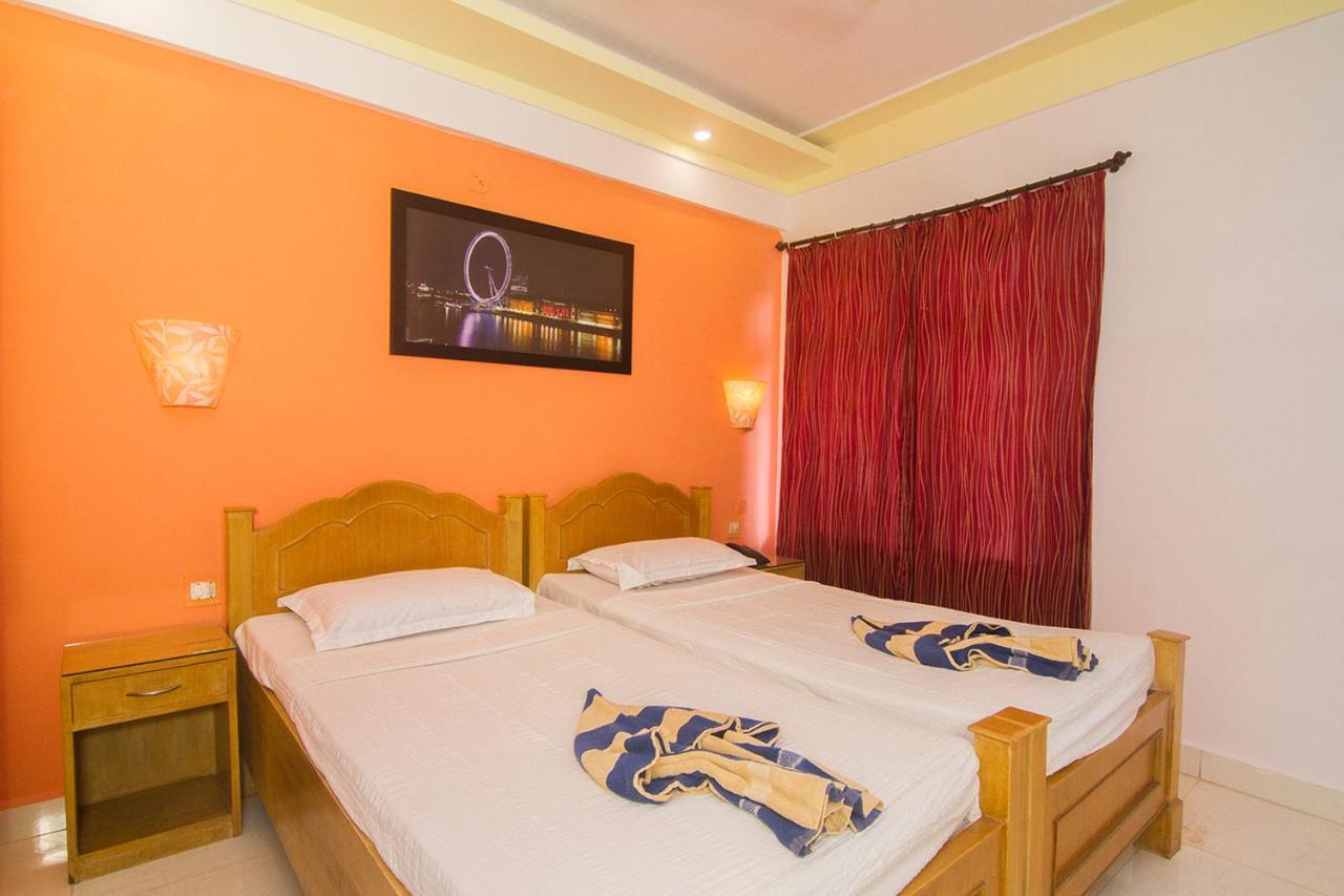 Lui Beach Resort Candolim Kültér fotó