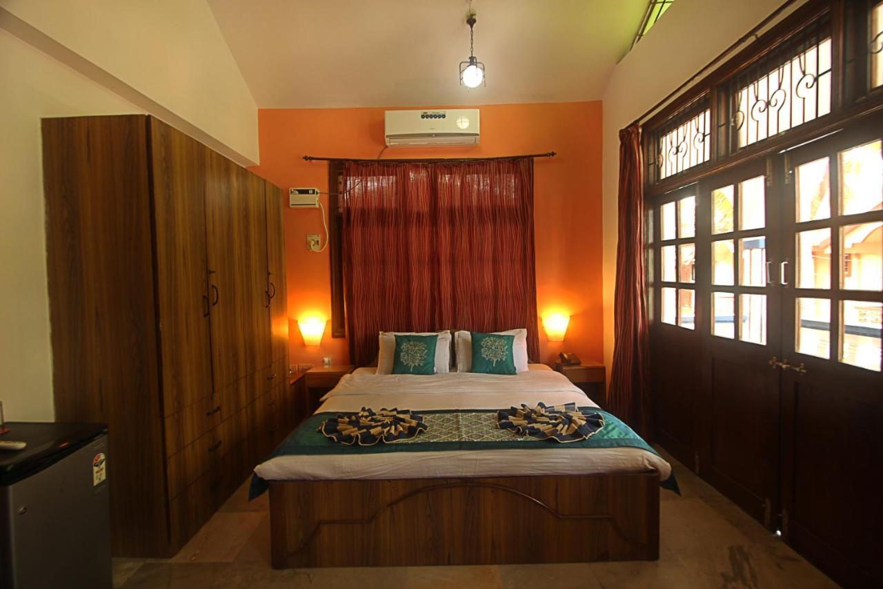 Lui Beach Resort Candolim Kültér fotó
