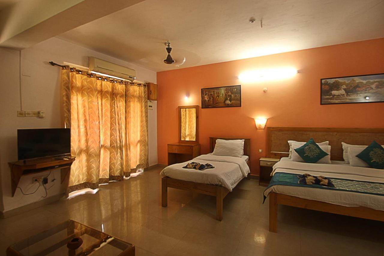 Lui Beach Resort Candolim Kültér fotó
